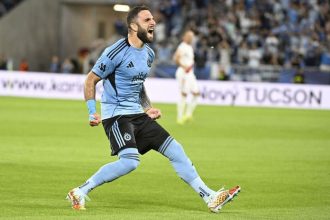 Poskodili ste klub i nasu hviezdu Znechuteny Slovan si stazuje na disciplinarku SFZ udajne pouziva dvojity meter