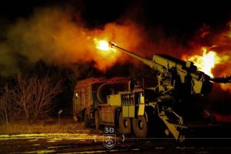 Rozhodujuca jar na fronte Rusko intenzivne utoci zo vsetkych smerov Kyjev vytiahne novy tromf