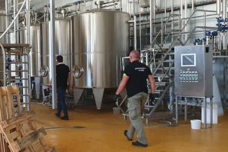 Tvrd zasah protikorupcnej jednotky obvinenia za zneuzitie miliona z eurofondov uz padli