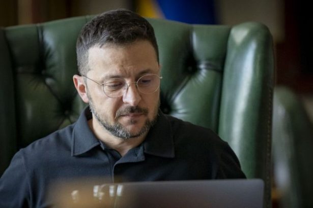 Ukrajinska rozvedka ziskala tajne dokumenty o obrovskych stratch ruskych vojakov Zelenskyj zverejnil detaily