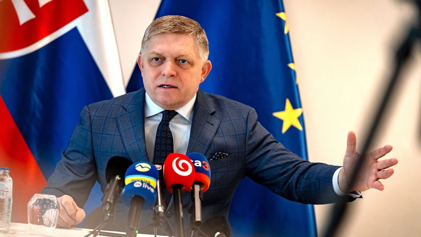 Uprednostnuje EU Ukrajinu pred Slovenskom a Madarskom Aj Kyjev by mal urobit gesto tvrdi analytik