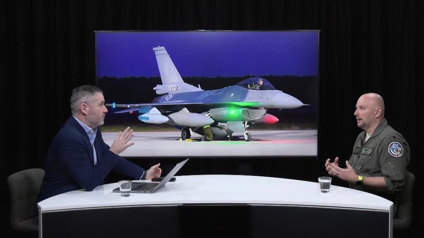 Velitel bojovej letky F16 pplk Gregor Najtazsie je tankovanie za letu Na vycviku bojujeme aj proti americkym pilotom