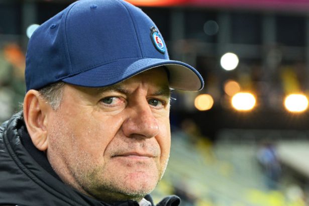 Weiss po prehre Toto si niekto dovolil voci Slovanu Vietor fuka odniekia Ak Ivan starsi povie ze Vlado uz stacilo tak odidem