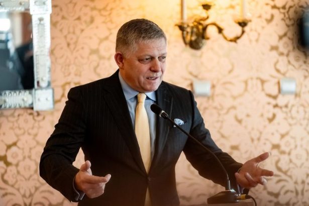 Ziadna Druzba ziadne zavery k Ukrajine Fico avizuje zablokovanie summitu