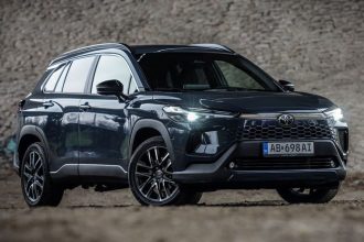 darilo sa corolle aj cinanom pozrite sa ako sa na slovensku predavali aut a na zaciatku roka