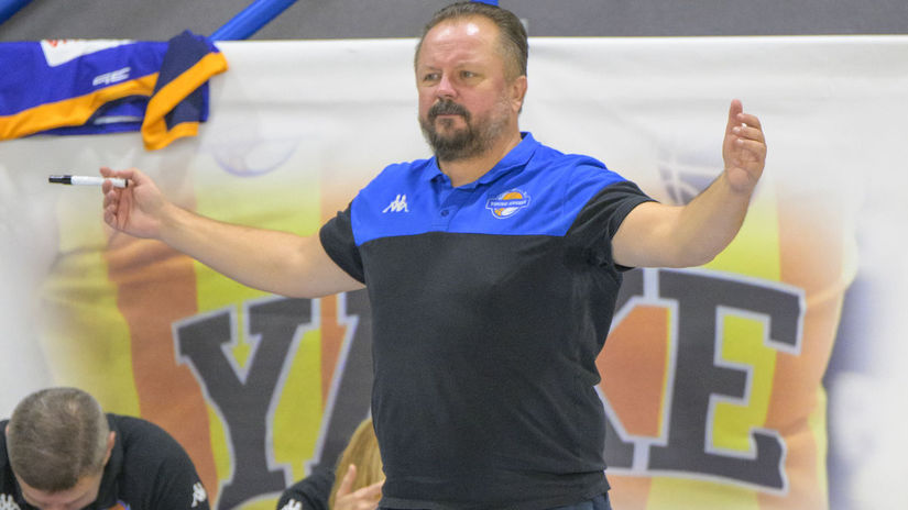 idiot ako som ja na slovensku vymieraju zial sme na dne a asi aj zostaneme nezostava nam nic ine len zobrat