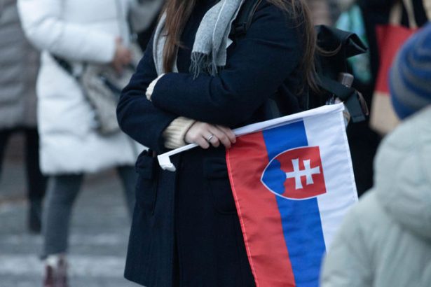 prieskum slovaci najviac doveruju hasicom ich podpora je ohromna rebricek skryva aj prekvapenia