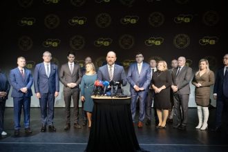 samospravy pohadjuju vacsiu decentralizaciu moci ziadaju o pravo veta aj novy system financovania