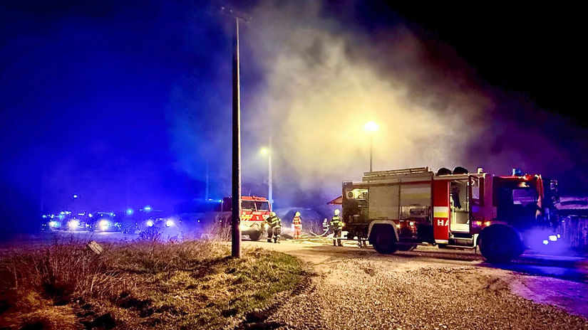 tragdia na zpade slovenska poiar rodinnho domu nepreili dve osoby
