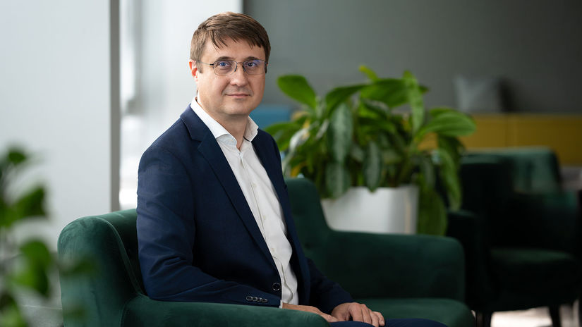 Ekonom nema dobre spravy Realne mzdy Slovakov budu stagnovat pocas nasledujucich dvoch rokov