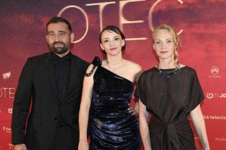 Filmom roka je Otec Slnko v sieti ma aj Brutovska ktora porazila mamu Olhovo Najlepsim hercom je Ondrik Vdaka vam kultura nezanikne odkazal