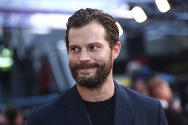 Novy Pan prstenov hlasi prekvapenie v obsadeni Jamie Dornan ziska ulohu ktora okamzite rozdelila fanusikov