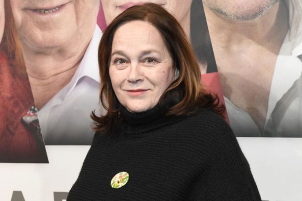 Pre lasku k zene opustila manzela po 30 rokoch dnes je opat sama oblibena ceska herecka 73 prehovorila o rozchode