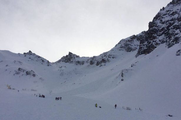Tragedia v rakuskych Alpach Pod lavinou zahynul 40rocny slovensky skialpinista