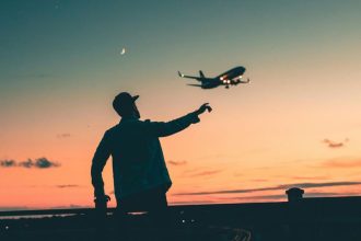 letenky ktore nikam neletia cestujuci su v soku ked ich dopravny prostriedok vyrazi na dialnicu