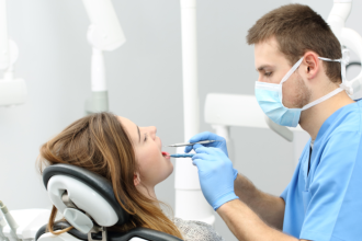 Cena nie je jedinym problemom Vedci odhalili ktory faktor nas moze pripravit o zdravy usmev