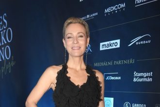 Ceska topmodelka 52 prelomila mlcanie Po 15 rokoch prisiel koniec rozchod s partnerom tajila poriadne dlho
