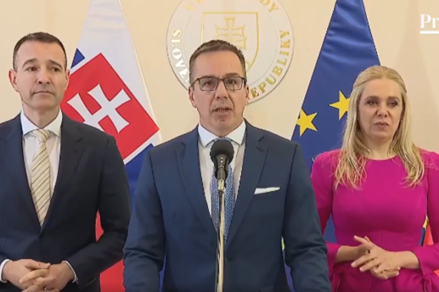 Dusna atmosfera brani ekonomickemu rastu nech sa opozicia pozrie do zrkadla