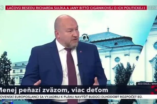 Huliak Futbalovemu zvazu hrozi bankrot stat peniaze zatial zastavi