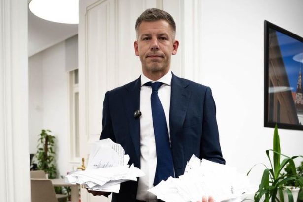 Madarsko ukazalo luxus Orbnovej ery V byvalom premierkom sidle nasiel aj skartovacku