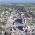 Ukrajinci a Rusi sa dva roky zabijaju o kontrolu nad Donbasom Preco im zalezi na ovladnuti tohto zniceneho mesta