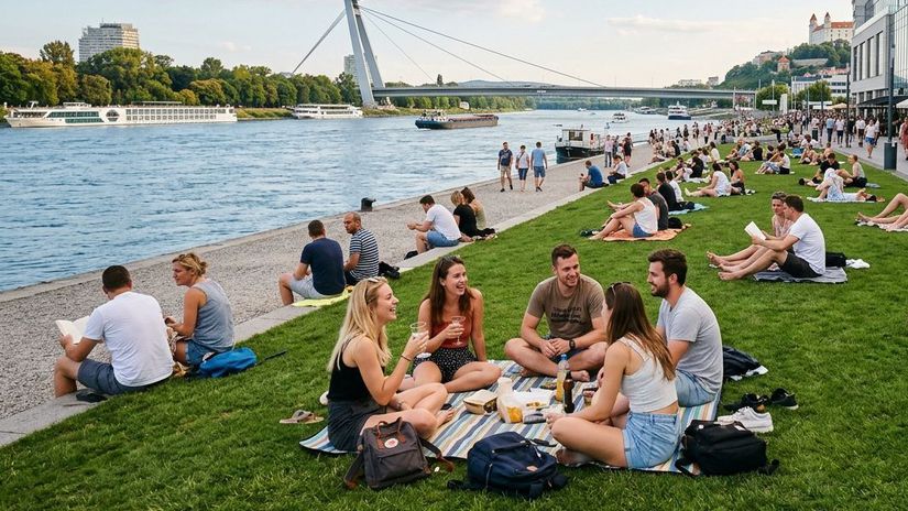 Bratislava praska vo svikochn no namiesto historickeho jadra turisti obsazuju maly kusok nabrezia