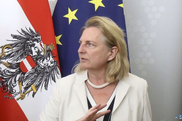 Europa zabudla na fyziku a uverila zelenym sloganom Exministerka ostro kritizuje energeticku politiku