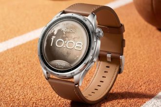 Honor Watch 6 prichadzaju na Slovensko Laka na dlhu vydrz pri bedmintone zmeraju aj rychlost smetu