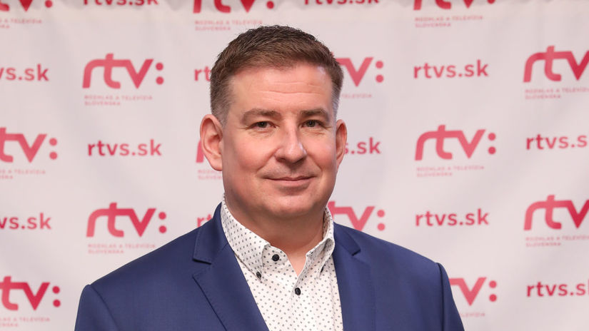 Mafia mu poslala desivy odkaz a zasiahla aj jeho sukromie Znamy slovensky moderator priznal preco sa bal o svojich blizkych