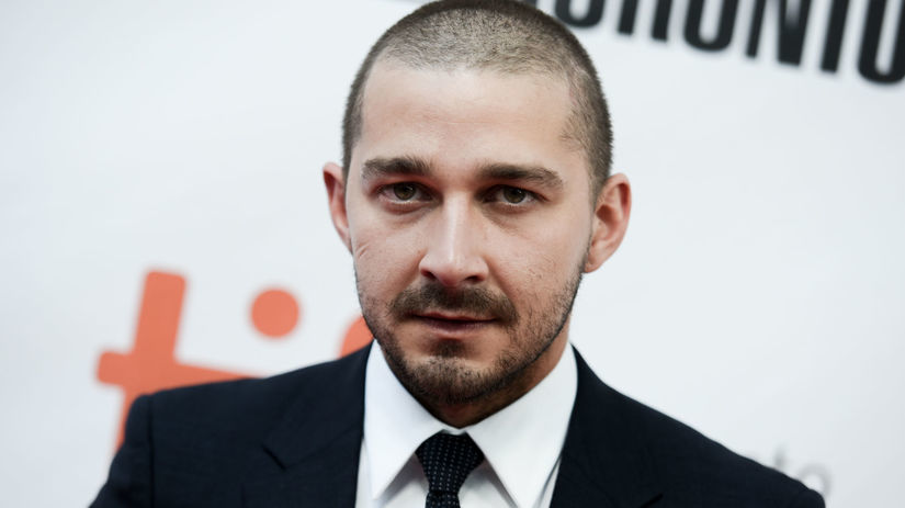 Patril medzi najtalentovanejsich hercov Hollywood ho vsak zavrhol pre sokujuce obvinenia byvaleji partnerky Problemovy Shia LaBeouf oslavuje 40 rokov