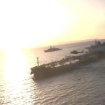 Ruska tienova flotila meni smer Po zadrzani tankera v Lamanskom prielive sa dalsie lode obracaju