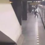 VIDEO Drama v Cesku Desive zabery zo zachrannej akcie zeny ktora spadla do kolajiska