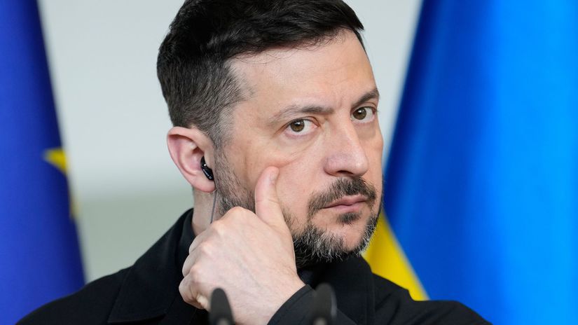 Zelenskeho rozhodnutie spustilo vo Varsave burstku Vyznamenanie od Poliakov ma na stole Nawrocki