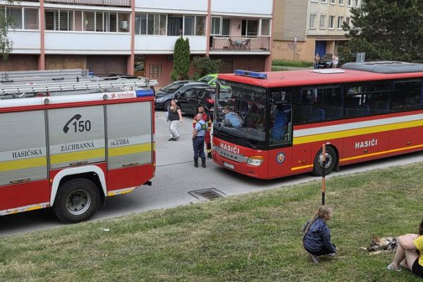 poplach na kosickom sidlisku v lesnom poraste nasli municiu policia evakuovala obyvatelov