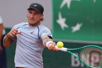 Molcan znicil 20 hraca sveta Slovak sa po troch rokoch vracia do top stovky vo velkom style Tenis Sportweb