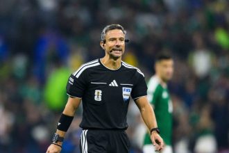Najvacsia chyba mojho zivota Sedel pri stole ked dnu vtrhla policia Karieru mu takmer zruinovalo pozvanie na chatu MS 2026 Futbal Sportweb