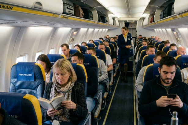 Ryanair to spravil opat Pobavil aj vyvolal vasne Na tychto 5 typov pasazierov vytiahol cervene karty Zahranicie Cestovanie