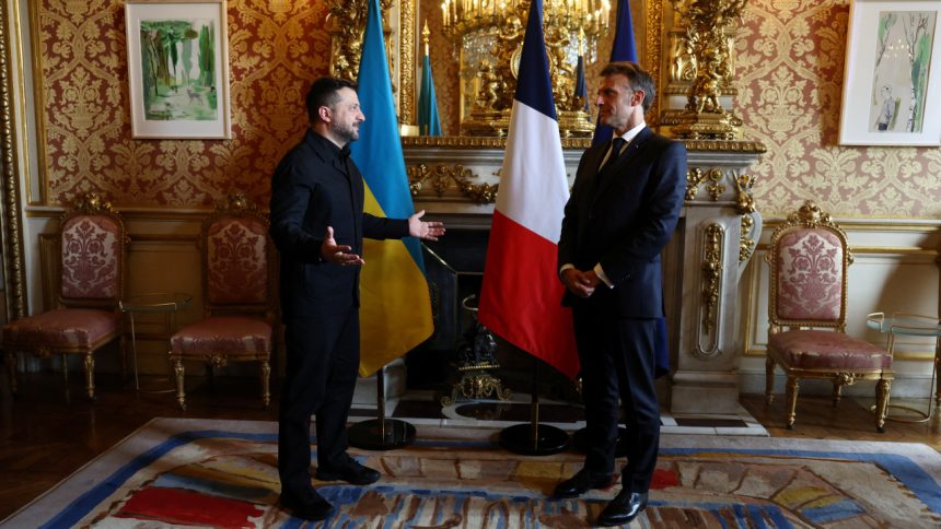 Zelenskyj Na zimu potrebujeme 300 rakiet pre Patriot Pracujeme aj na vlastnom lacnejsom systeme obrany Svet Spravy