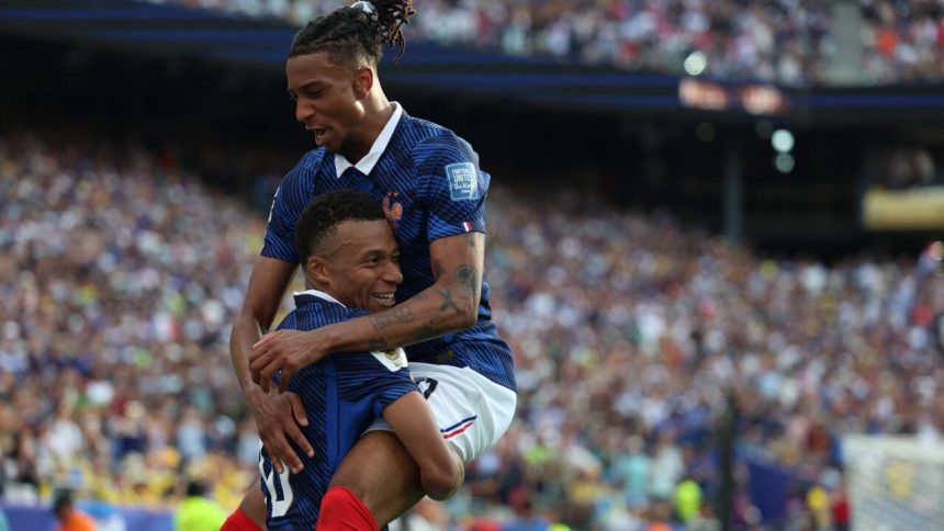 dar z nebies alebo novy zidane francuzi velebia objav timu ktory je krok od peleho rekordu ms 2026 futbal sportweb