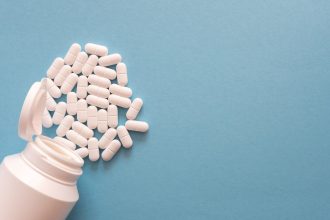 Cesko celi kritickemu nedostatku lieku na rakovinu povolilo mimoriadny rezim V celej krajine ostalo len 81 baleni