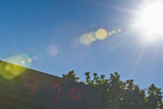 Dve vlny horucav za jedno leto Meteorologicka predpoveda zmenu pocasia a odhaluje ci sa teple vlny este vratia