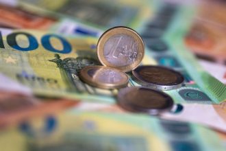 Koniec transakcnej dane firmy vitaju nie je to vsak vitazstvo tvrdi odbornik otazkou zostava nahrada za stovky milionov