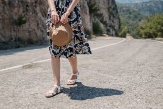 Leto v sandaloch alebo naboso vsetkeho vela skodi radi ortoped jedna idealna obuv neexistuje