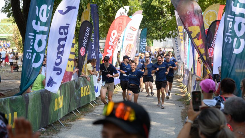 Nikdy viac ale uz sa tesim 32 hodin na trati 2 hodiny spanku a finis v prvej stvratine ako vyzeral beh napriek slovenskom ostatne sporty sportweb
