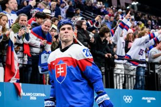 Nikto sa nezaujima o peniaze chceme prstene Slafkovsky pri priamej otazke exceloval Ostatne Hokej Sportweb