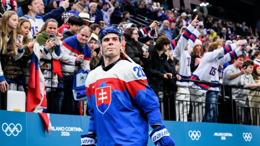Nikto sa nezaujima o peniaze chceme prstene Slafkovsky pri priamej otazke exceloval Ostatne Hokej Sportweb