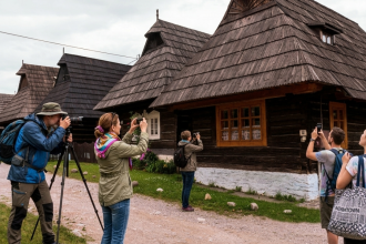Nova mapa turizmu odhalila velku sancu pre Slovensko Cestovatelia hromadne opustaju tradicne giganty a objavuju strednu Europu Slovensko Cestovanie