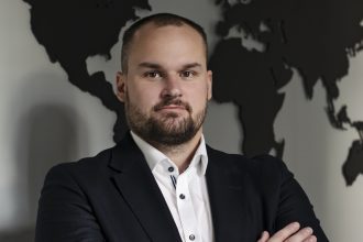 Odbornik Amaterski lovci pedofilov mozu neumyselne pomoc podozrivemu Ochrana deti by sa nemala menit na verejnu sou rozhovor