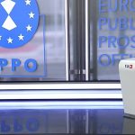 Slovensko nie je centrom velkych podvodov s DPH peniaze sa tu vsak maju prat Novocky hovori o dlhoronych sietach
