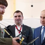 Ukrajinci sa pokusili odstranit mozog Putinovych upirov Zachrania mu zivot po atentate Svet Spravy